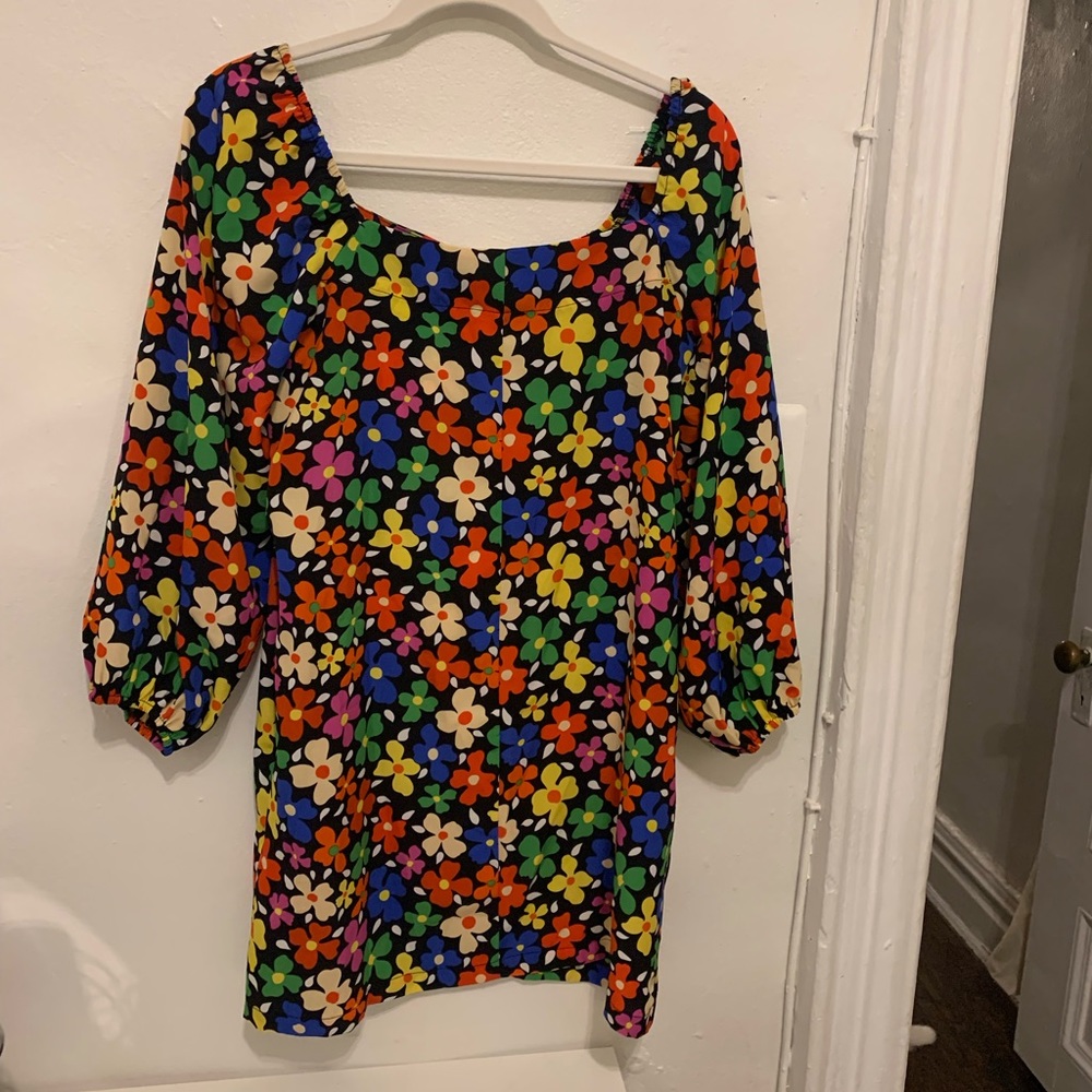 Multicolor daisy print mini dress